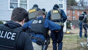 Deporations of nearly 500,000 allowed to proceed