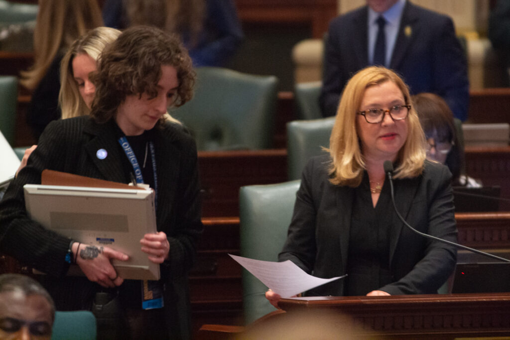 Amid uncertainty in Washington, Illinois lawmakers pass slimmed-down Medicaid package